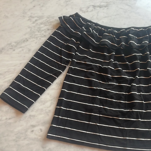 BB Dakota Off the Shoulder Top NWT - Picture 3 of 5